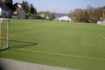 Sportplatz mit Kunstrasen in Rheinbreitbach